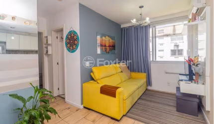 Apartamento com 2 quartos à venda na Avenida Juca Batista, 250, Cavalhada, Porto Alegre, 45 m2 por R$ 278.000