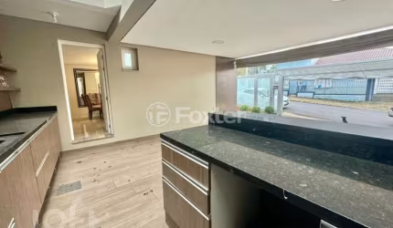 Casa com 3 quartos à venda na Rua José Bonifácio, 608, Nossa Senhora das Graças, Canoas, 109 m2 por R$ 843.000
