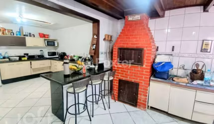 Casa com 4 quartos à venda na Rua Luiz Carniglia, 270, Sarandi, Porto Alegre, 150 m2 por R$ 500.000