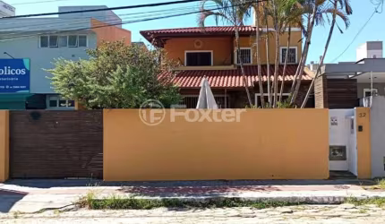 Casa com 3 quartos à venda na Rua João Luiz da Silva Brito, 32, Canasvieiras, Florianópolis, 126 m2 por R$ 1.500.000