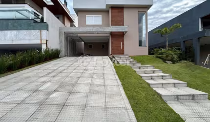 Casa em condomínio fechado com 3 quartos à venda na Avenida Senador Salgado Filho, 8500, Querência, Viamão, 399 m2 por R$ 1.350.000