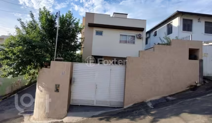 Casa com 2 quartos à venda na Rua Doutor Djalma Moellmann, 165, Centro, Florianópolis, 97 m2 por R$ 1.000.000