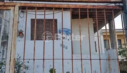 Casa com 5 quartos à venda na Rua Santo Alfredo, 923, Vila São José, Porto Alegre, 160 m2 por R$ 375.000