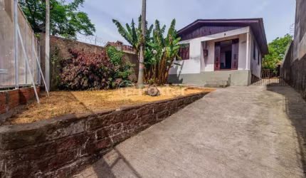 Casa com 3 quartos à venda na Rua Paul Harris, 289, Jardim Itu Sabará, Porto Alegre, 57 m2 por R$ 393.000