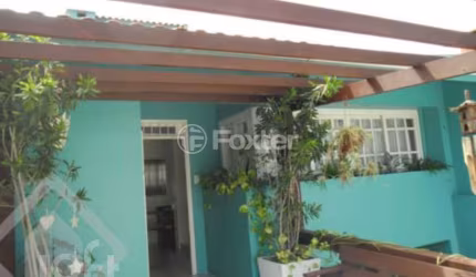 Casa com 3 quartos à venda na Rua Professor Clemente Pinto, 692, Medianeira, Porto Alegre, 150 m2 por R$ 570.000