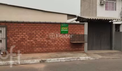 Casa com 2 quartos à venda na Rua Santo Augusto, 176, Niterói, Canoas, 40 m2 por R$ 320.000