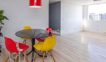 Apartamento com 3 quartos à venda na Rua Coronel Massot, 1229, Cristal, Porto Alegre, 61 m2 por R$ 360.000