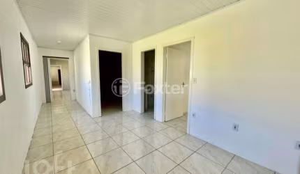 Casa com 4 quartos à venda na Rua dos Purús, 101, Igara, Canoas, 232 m2 por R$ 450.000