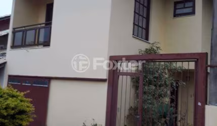 Casa com 3 quartos à venda na Rua Panambi, 185, Cavalhada, Porto Alegre, 149 m2 por R$ 650.000