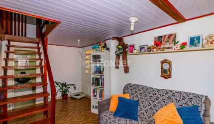 Casa com 4 quartos à venda na Rua Primeiro de Setembro, 545, Vila São José, Porto Alegre, 120 m2 por R$ 190.000