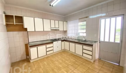 Casa com 3 quartos à venda na Rua Elesbão Pinto da Luz, 570, Jardim Atlântico, Florianópolis, 192 m2 por R$ 939.900