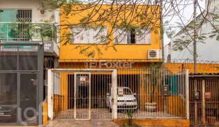 Casa com 3 quartos à venda na Rua Arabutan, 647, Navegantes, Porto Alegre, 240 m2 por R$ 950.000