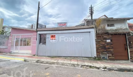Casa com 2 quartos à venda na Rua Padre Schrader, 201, Agronômica, Florianópolis, 170 m2 por R$ 1.200.000