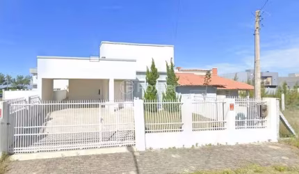 Casa com 3 quartos à venda na Rua Porto Belo, 1145, Atlântida Sul (Distrito), Osório, 140 m2 por R$ 870.000