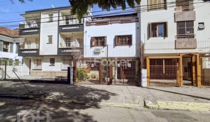 Casa com 4 quartos à venda na Rua Giordano Bruno, 69, Rio Branco, Porto Alegre, 201 m2 por R$ 1.800.000