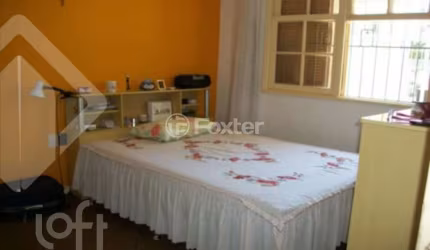 Casa com 3 quartos à venda na Rua Ponche Verde, 39, Medianeira, Porto Alegre, 80 m2 por R$ 450.000