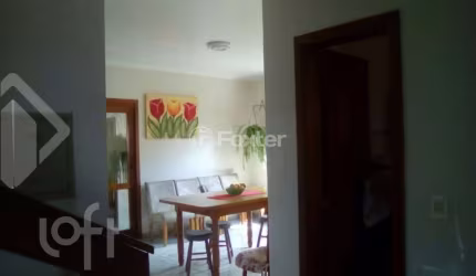 Casa com 4 quartos à venda na Rua Professor Carvalho Freitas, 1117, Teresópolis, Porto Alegre, 130 m2 por R$ 800.000