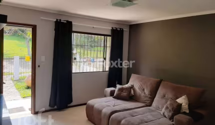 Casa com 3 quartos à venda na Rua Antônio Josephino Perrone, 343, Espírito Santo, Porto Alegre, 300 m2 por R$ 540.000