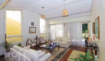 Casa com 4 quartos à venda na Rua Doutor Arnaldo da Silva Ferreira, 500, Jardim Isabel, Porto Alegre, 552 m2 por R$ 1.670.000