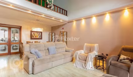 Casa com 4 quartos à venda na Avenida José Gertum, 369, Chácara das Pedras, Porto Alegre, 360 m2 por R$ 2.100.000
