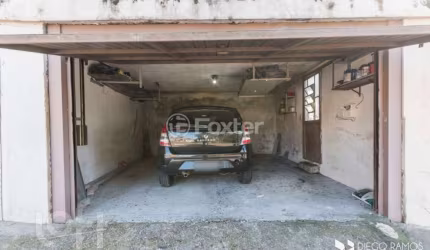 Casa com 4 quartos à venda na Rua Tobias Barreto, 369, Partenon, Porto Alegre, 190 m2 por R$ 585.000