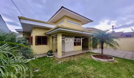 Casa com 3 quartos à venda na Rua Campinas, 200, Mathias Velho, Canoas, 300 m2 por R$ 759.999