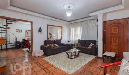 Casa com 6 quartos à venda na Rua Engenheiro Frederico Dahne, 565, Sarandi, Porto Alegre, 220 m2 por R$ 980.000