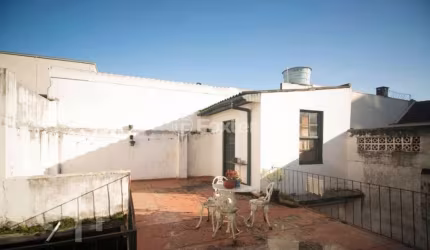 Casa com 4 quartos à venda na Rua Artigas, 371, Petrópolis, Porto Alegre, 250 m2 por R$ 650.000