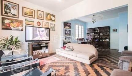 Casa com 3 quartos à venda na Rua Carazinho, 64, Petrópolis, Porto Alegre, 231 m2 por R$ 1.800.000
