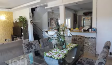 Casa com 3 quartos à venda na Rua Andrômeda, 359, Estância Velha, Canoas, 224 m2 por R$ 1.050.000