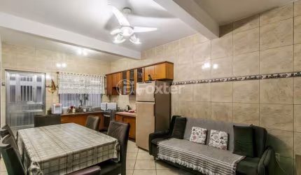 Casa com 4 quartos à venda na Rua João Wilson de Almeida, 171, Santa Rosa de Lima, Porto Alegre, 200 m2 por R$ 649.997