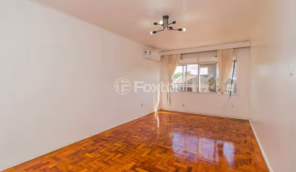 Apartamento com 3 quartos à venda na Rua São Nicolau, 877, Santa Maria Goretti, Porto Alegre, 101 m2 por R$ 319.000