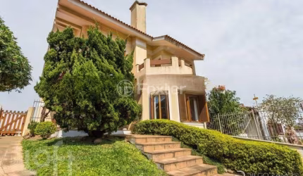 Casa com 4 quartos à venda na Rua Chiriguano, 227, Vila Assunção, Porto Alegre, 470 m2 por R$ 1.650.000