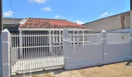 Casa com 2 quartos à venda na Rua Liverpool, 92, São José, Canoas, 62 m2 por R$ 350.000