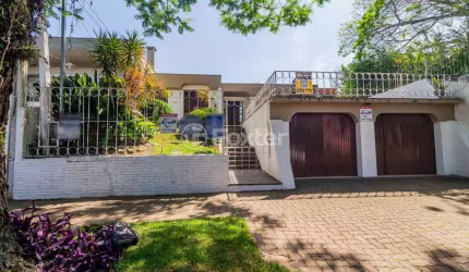Casa com 4 quartos à venda na Avenida Pereira Passos, 796, Vila Assunção, Porto Alegre, 255 m2 por R$ 1.200.000
