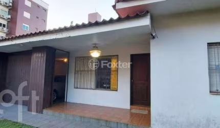 Casa com 4 quartos à venda na Avenida Quito, 362, Jardim Lindóia, Porto Alegre, 208 m2 por R$ 800.000