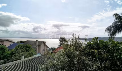 Casa comercial com 2 salas à venda na Rua dos Guaranis, 198, Espírito Santo, Porto Alegre, 281 m2 por R$ 950.000
