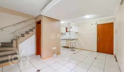 Casa em condomínio fechado com 2 quartos à venda na Rua Santa Maria, 438, Vila São José, Porto Alegre, 68 m2 por R$ 390.000