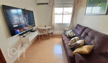 Apartamento com 2 quartos à venda na Rua Engenheiro Fernando Mendes Ribeiro, 65, Santo Antônio, Porto Alegre, 49 m2 por R$ 240.000