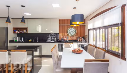 Casa com 4 quartos à venda na Rua Ernesto Zamprogna, 77, Morro Santana, Porto Alegre, 294 m2 por R$ 1.133.000