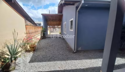 Casa com 1 quarto à venda na Rua Tomáz Domingos da Silveira, 71, São Sebastião, Palhoça, 92 m2 por R$ 522.000