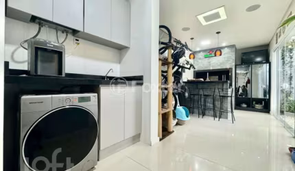 Casa com 3 quartos à venda na Rua das Canafístulas, 199, Igara, Canoas, 112 m2 por R$ 720.000