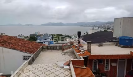 Casa com 2 quartos à venda na Rua Poeta Francisco Machado de Souza, 132, Estreito, Florianópolis, 152 m2 por R$ 860.000