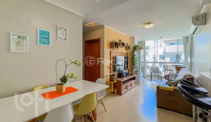 Apartamento com 3 quartos à venda na Avenida João XXIII, 495, São Sebastião, Porto Alegre, 76 m2 por R$ 550.000