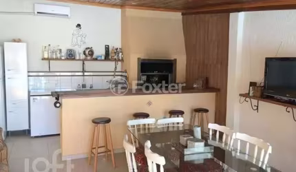 Casa com 4 quartos à venda na Rua Tupã, 141, Vila Assunção, Porto Alegre, 198 m2 por R$ 1.280.000