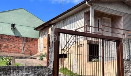 Casa com 2 quartos à venda na Rua Equador, 24, Petrópolis, Novo Hamburgo, 59 m2 por R$ 270.000