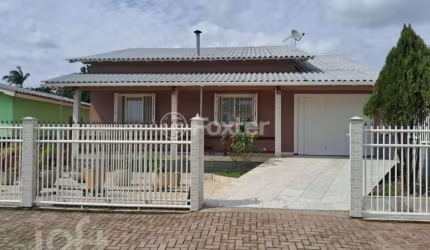 Casa com 2 quartos à venda na Rua Nei Fernandes Vargas Silveira, 116, Arroio da Manteiga, São Leopoldo, 130 m2 por R$ 352.000