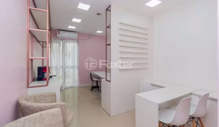 Sala comercial com 1 sala à venda na Rua Cristóvão Pereira, 99, Passo da Areia, Porto Alegre, 22 m2 por R$ 122.000