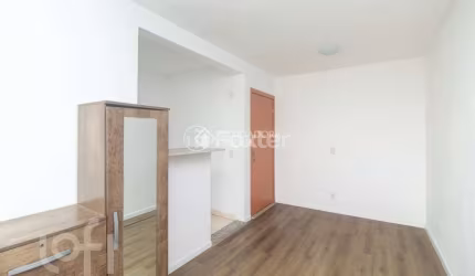 Apartamento com 2 quartos à venda na Avenida Ernesto Neugebauer, 1820, Humaitá, Porto Alegre, 44 m2 por R$ 294.000