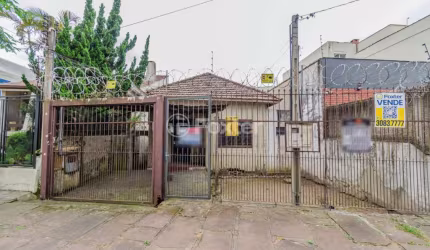 Terreno comercial à venda na Rua São Francisco, 1022, Santana, Porto Alegre, 251 m2 por R$ 300.000